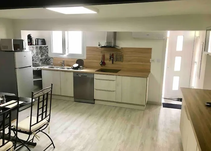 Jolie Et Agreable Appartement Proche Des Plages Et De L Espagne