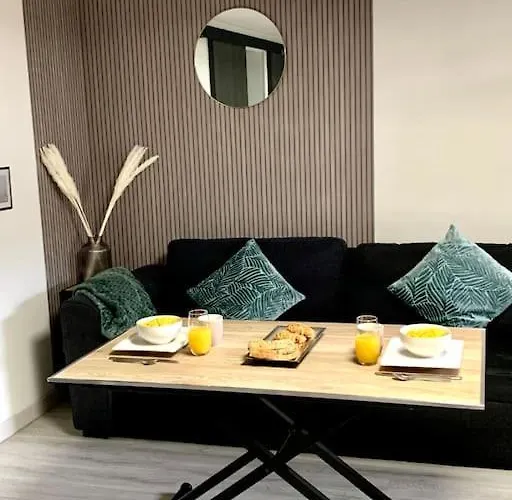 Jolie Et Agreable Appartement Proche Des Plages Et De L Espagne